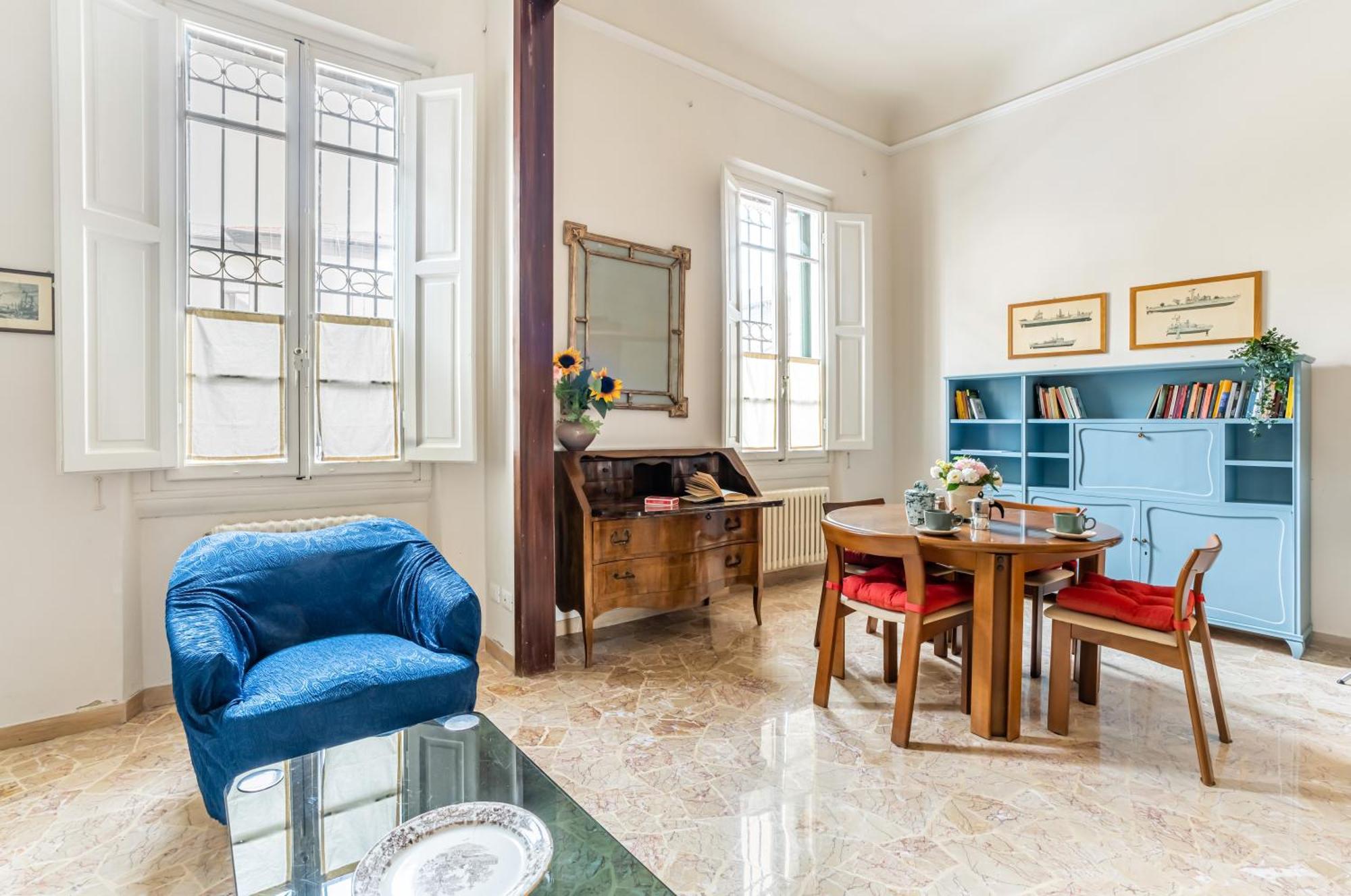 Bright Apartment With Private Garden And Balcony Florence Exterior photo